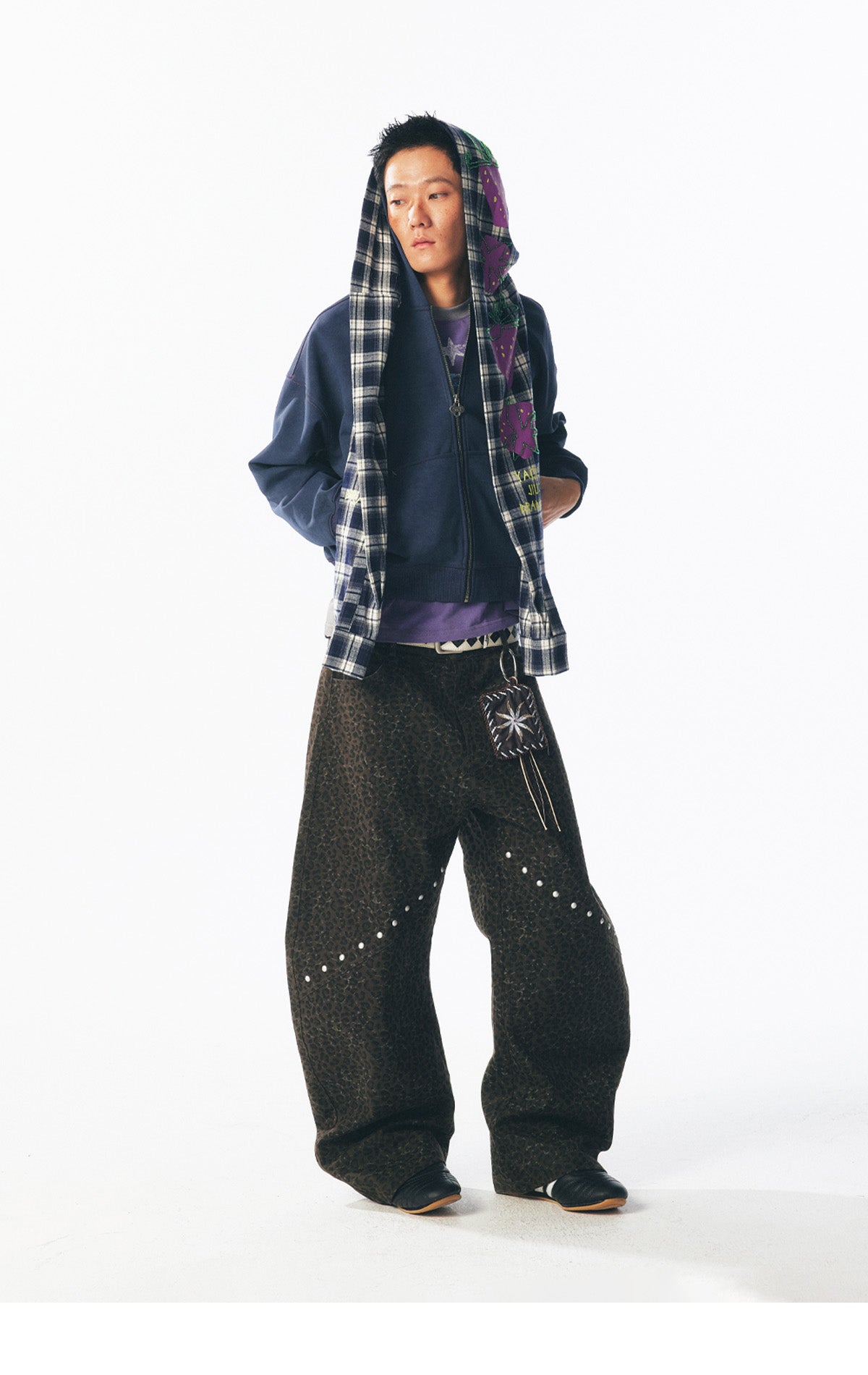 ビーズいちご柄プレイドフーディー