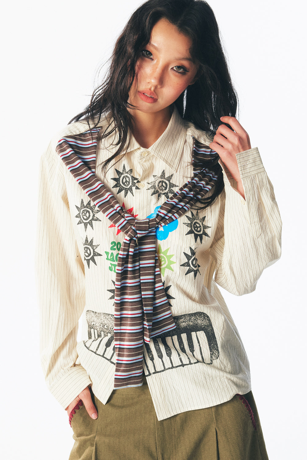 "Peace Totem" Fake Sleeve Shirt