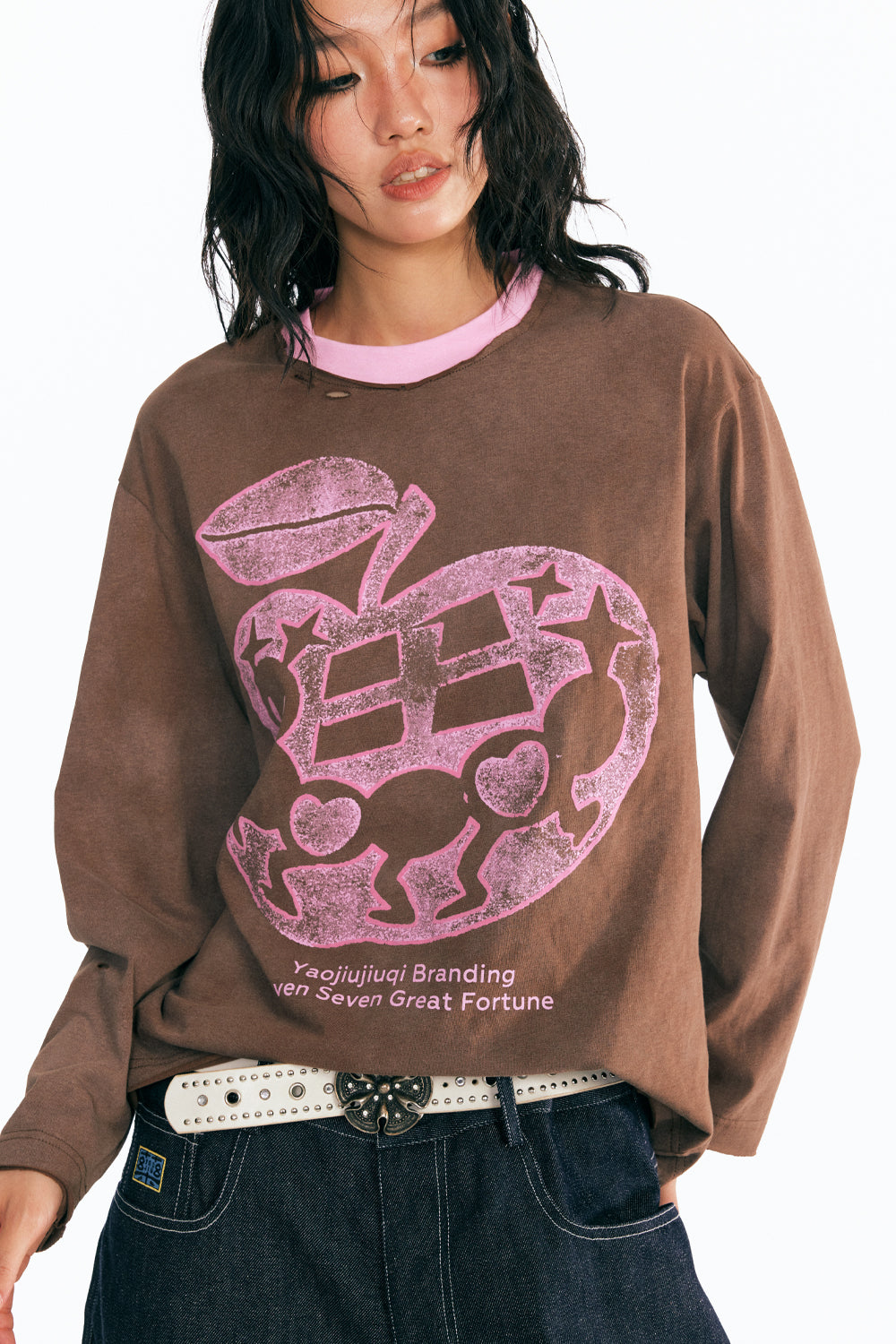手描きリンゴの長袖Tシャツ