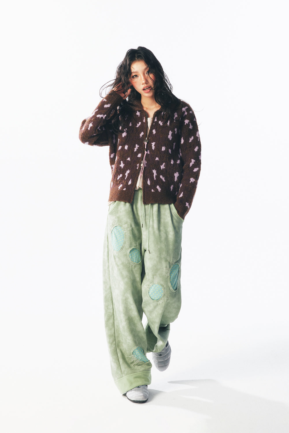 ヒョウ柄ジップアップセーター