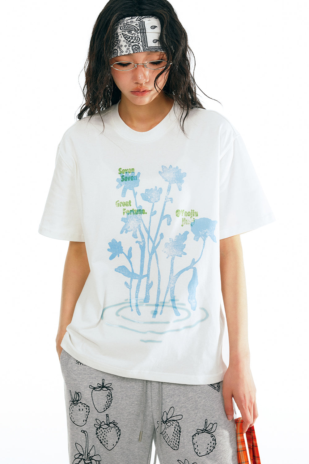 Floral Reflection Short Sleeve