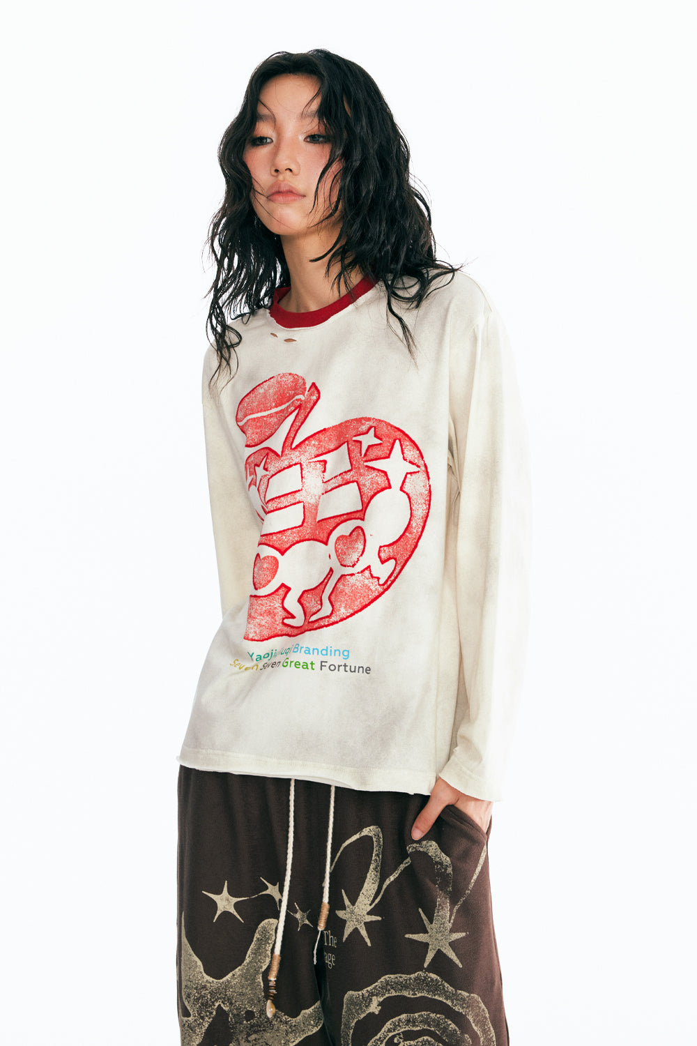 手描きリンゴの長袖Tシャツ