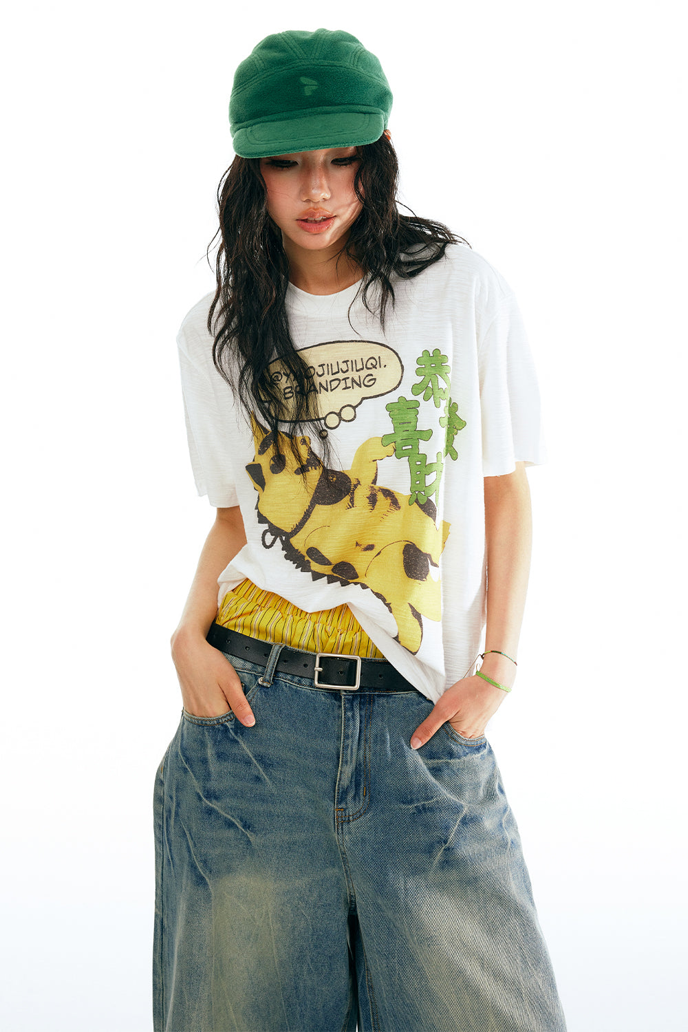 Golden Cat Falling Graphic Tee