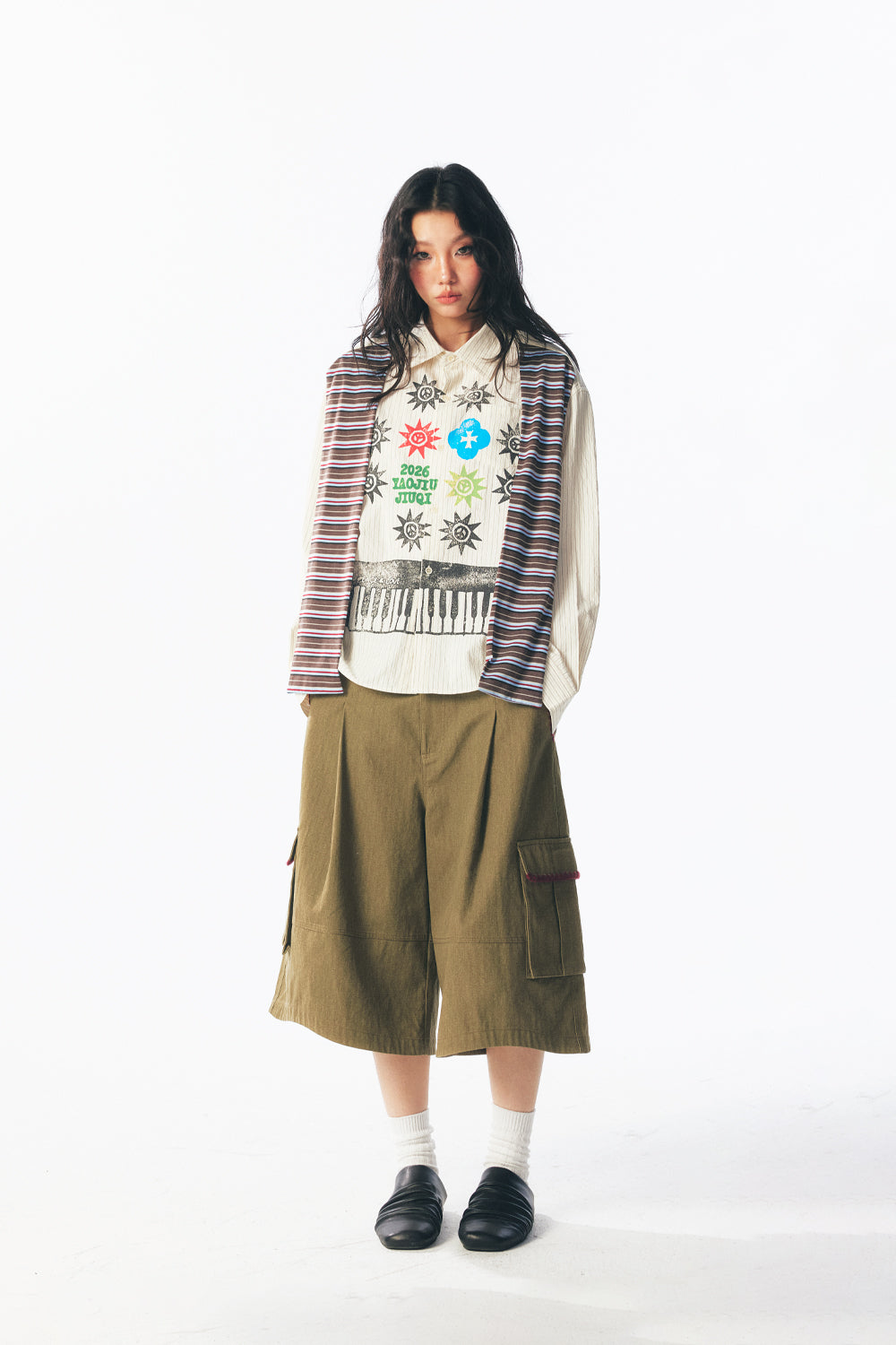 "Peace Totem" Fake Sleeve Shirt