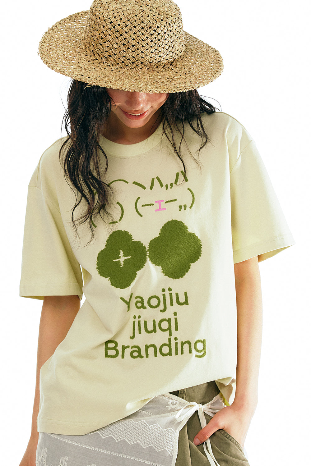 Emoticon Flocked Cat T-shirt