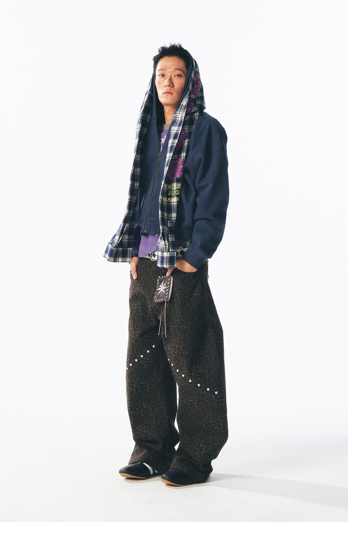 ビーズいちご柄プレイドフーディー