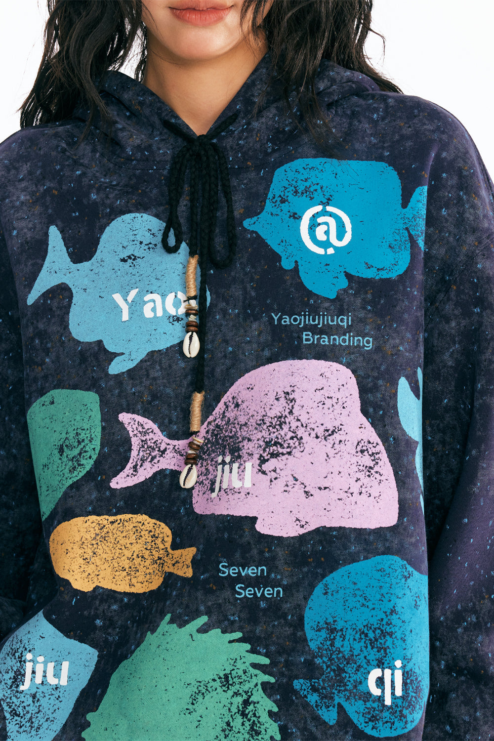 아쿠아리움 후드티