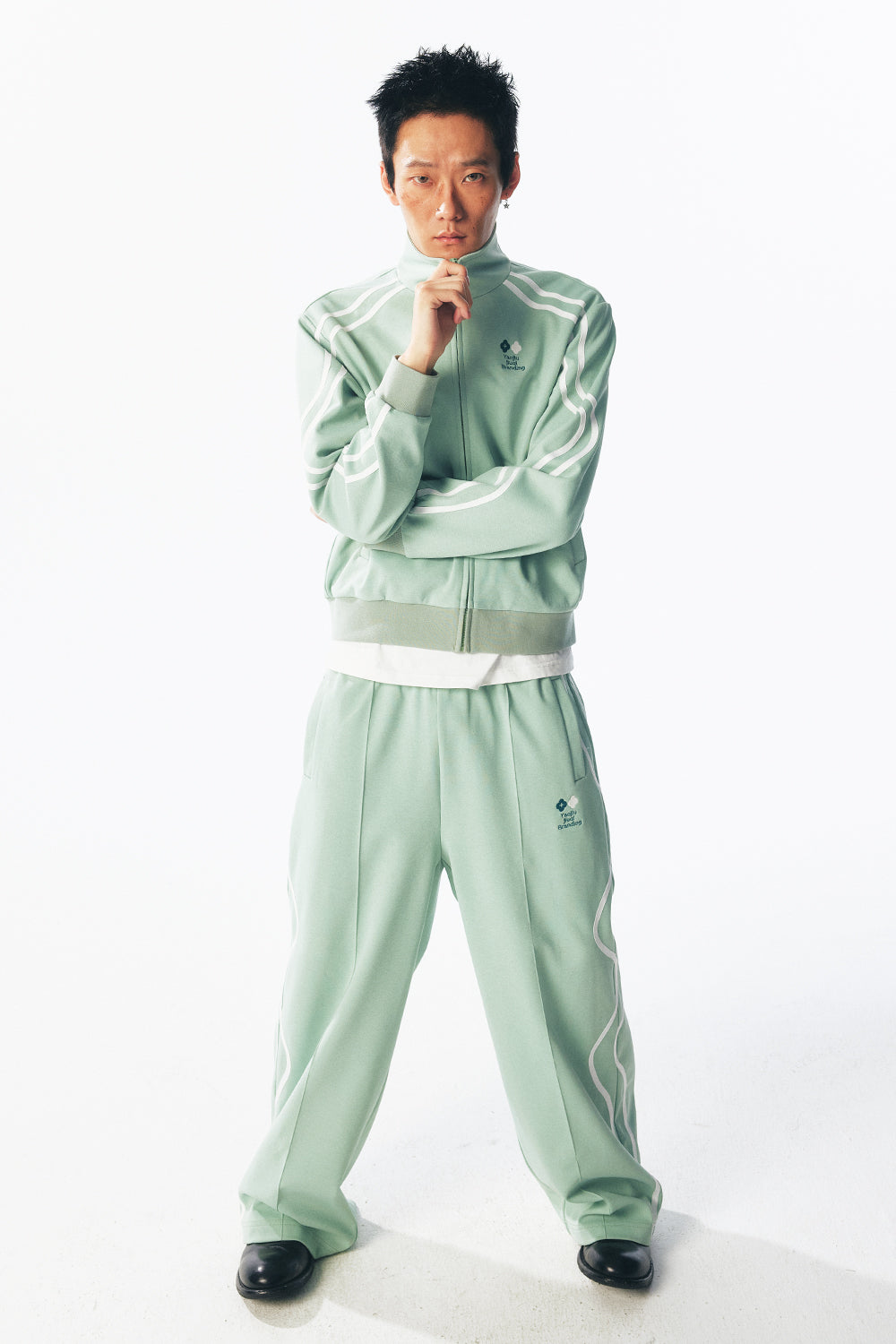 カーブストライプベーシックトラックスーツ（トップス+パンツ）